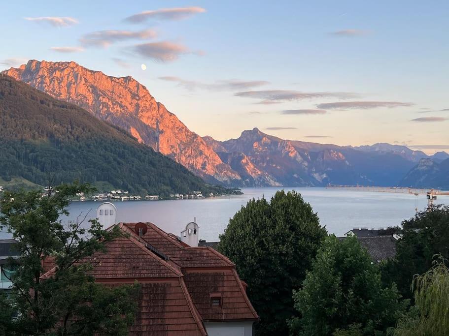 The View Of Austria! Apartment Gmunden Luaran gambar
